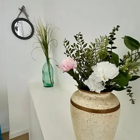 Modernes Et Chaleureux Proche Gare Avec Acces Jardin * Châtellerault