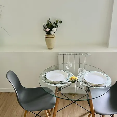 Apartament Modernes Et Chaleureux Proche Gare Avec Acces Jardin