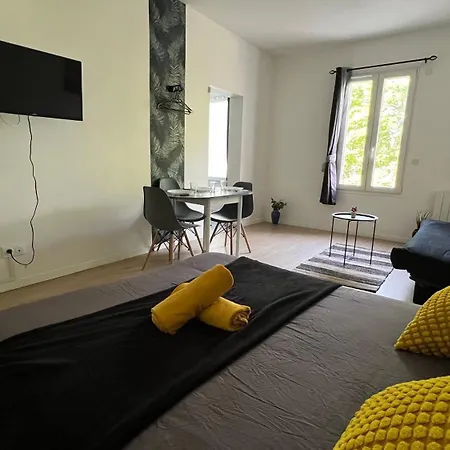 Modernes Et Chaleureux Proche Gare Avec Acces Jardin * Châtellerault