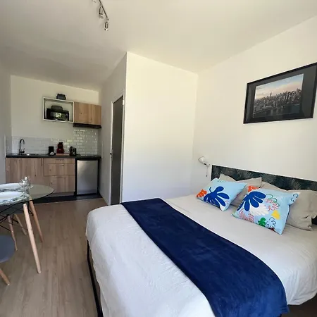 Modernes Et Chaleureux Proche Gare Avec Acces Jardin * Châtellerault