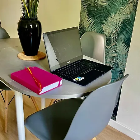 Modernes Et Chaleureux Proche Gare Avec Acces Jardin * Châtellerault