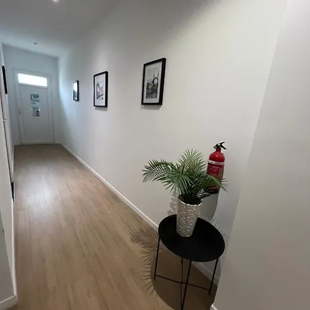 Modernes Et Chaleureux Proche Gare Avec Acces Jardin Apartment *