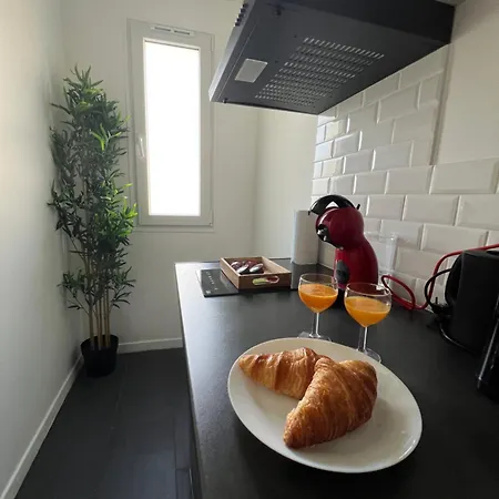 Modernes Et Chaleureux Proche Gare Avec Acces Jardin Apartament