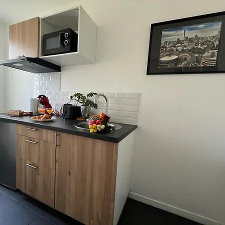 Modernes Et Chaleureux Proche Gare Avec Acces Jardin