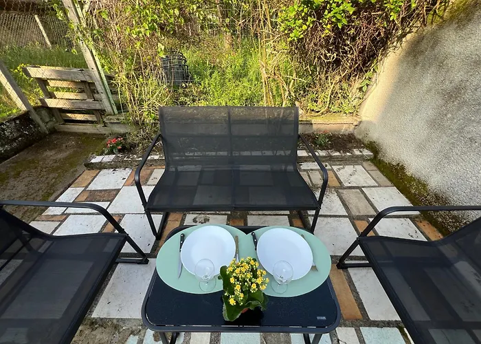 Modernes Et Chaleureux Proche Gare Avec Acces Jardin Châtellerault